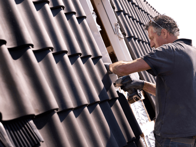 Why choose Kryndyx Crest for roofing contractor in Seattle